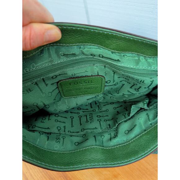 Fossil Long Live Vintage Maddox Crossbody Purse Green Genuine Leather Key Charm - Picture 3 of 16